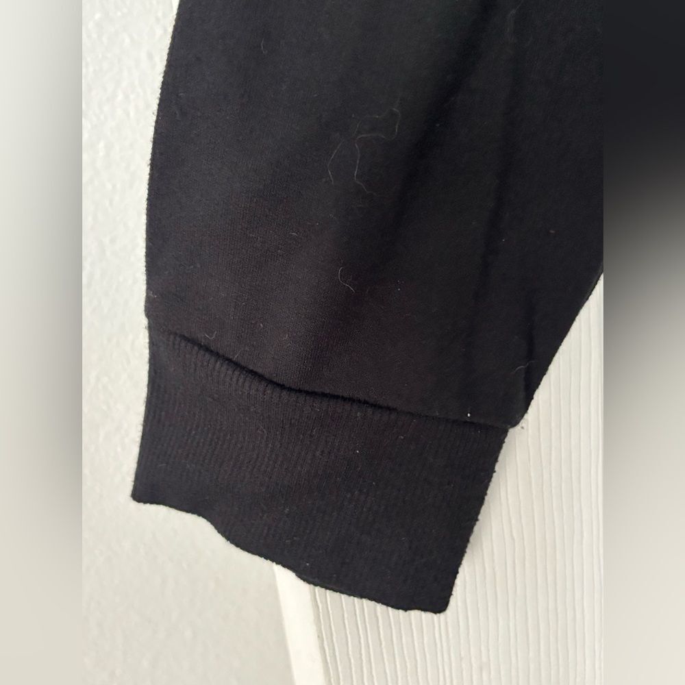 Disney Parks Black Knit Size 2X Disney World Rhinestone Lightweight Sweater EUC! - Picture 5 of 8